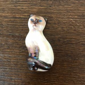 Avon vintage kitty cat brooch